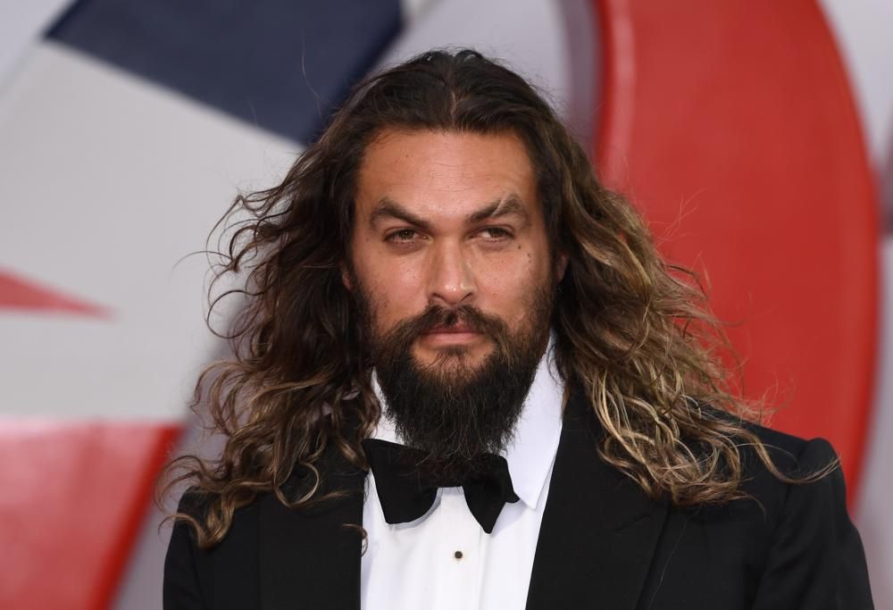 Jason Momoa ha ritrovato l’amore. Ecco con chi
