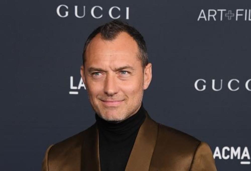 Jude Law felice con il sesto figlio: tutte le foto