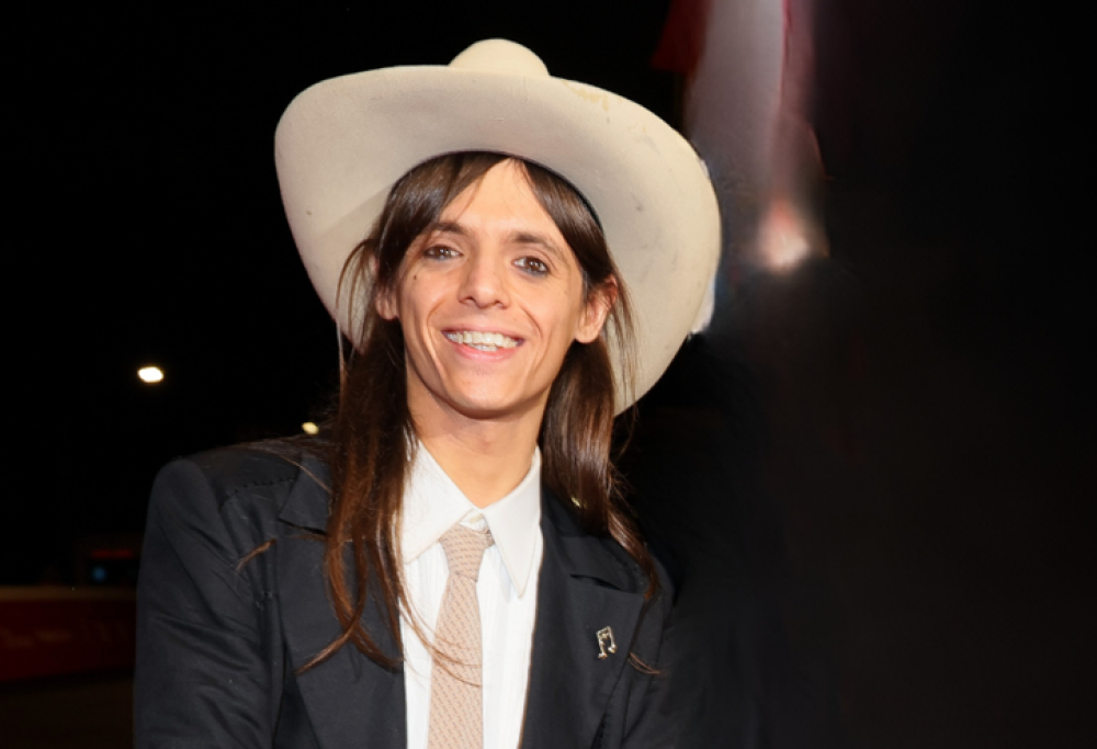 Lucio Corsi: esce il suo film La chitarra nella roccia