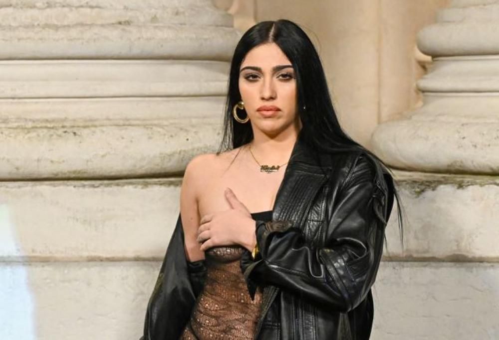 Madonna: la figlia Lourdes attira gli occhi di tutti a Parigi