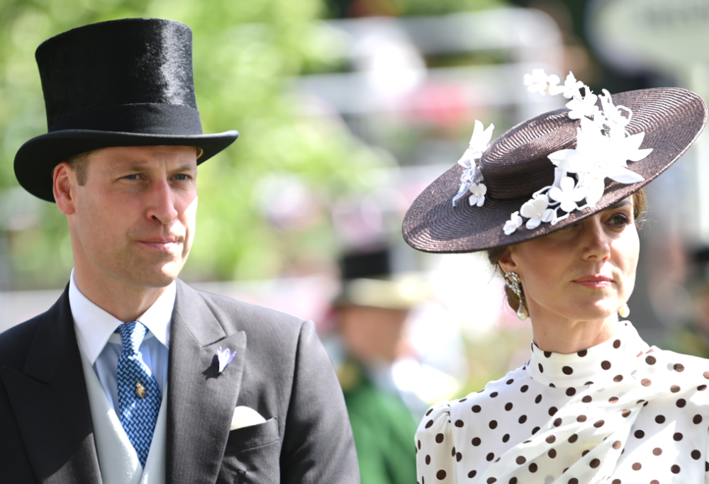 Il  Principe William compie 40 anni e il messaggio più affettuoso è quello del padre Carlo: le foto