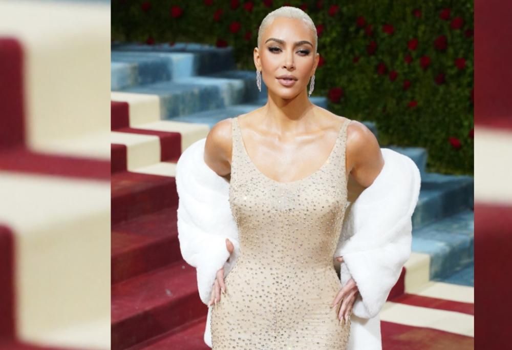 Kim Kardashian nella bufera per l’abito di Marilyn Monroe