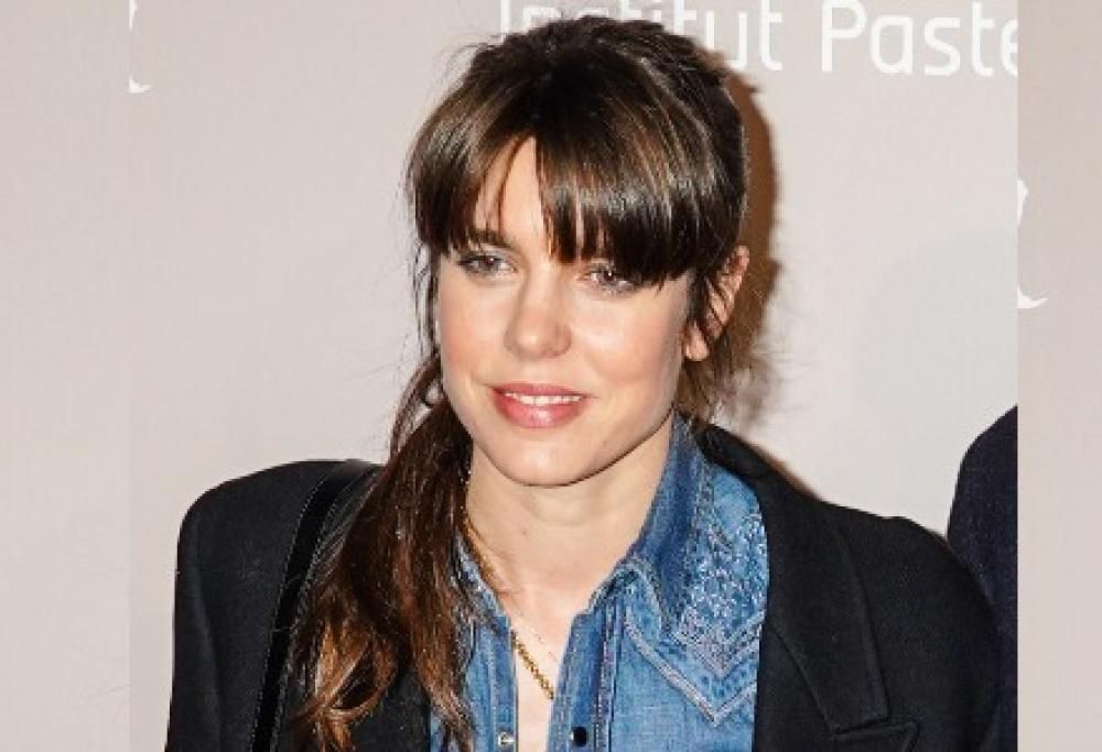Charlotte Casiraghi racconta della sua infanzia. E del suo grande amore