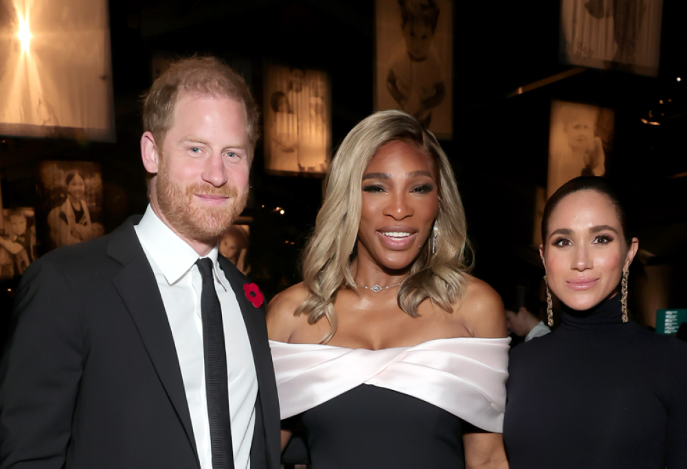 Meghan Markle e il Principe Harry cancellati dalla foto di compleanno di Kris Jenner. Il motivo è imbarazzante