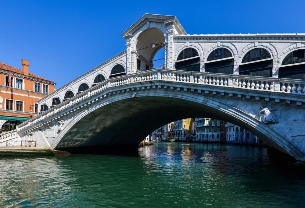 A Venezia emozioni e musica per il restauro del Ponte di Rialto