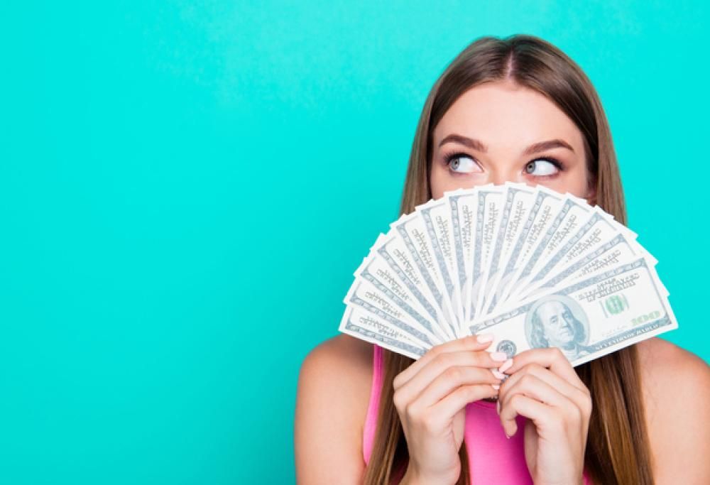 Guadagnare 1.200 euro al mese e non lavorare: è felicità?