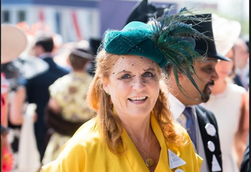 Sarah Ferguson rivela come stanno i corgi della Regina: le foto