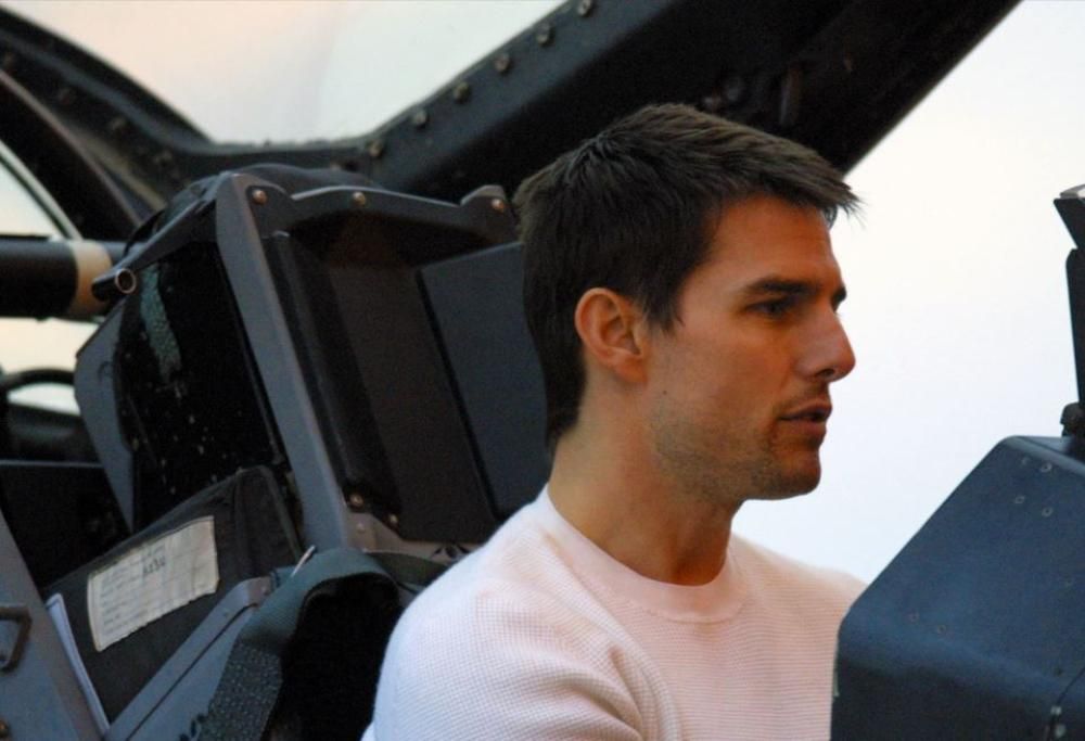 Tom Cruise alla guida di un P-51 Mustang