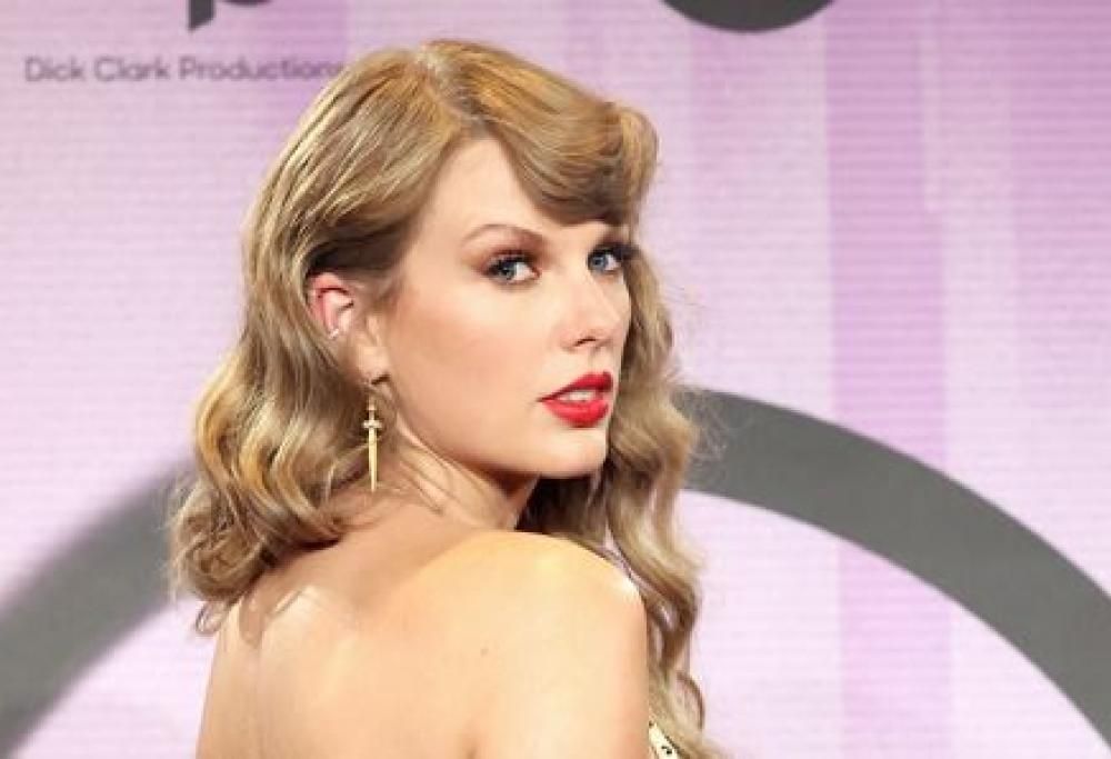 Taylor Swift buon compleanno
