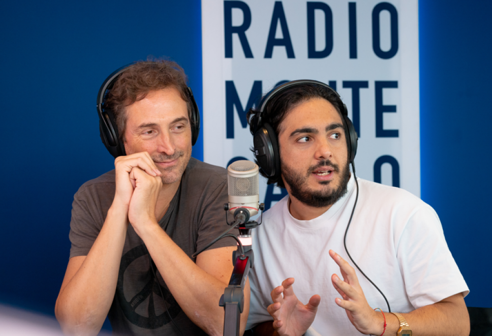 Max Angioni e Volfango De Biasi ospiti di Radio Monte Carlo: le foto più belle