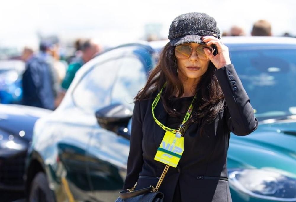 Catherine Zeta-Jones in vacanza a Napoli