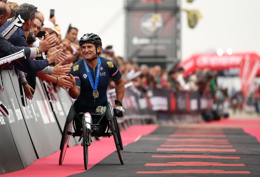 Papa Francesco: le bellissime parole per Alex Zanardi