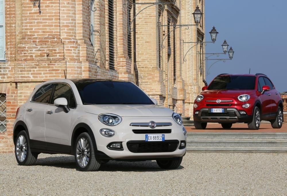 Fiat 500 X: le foto