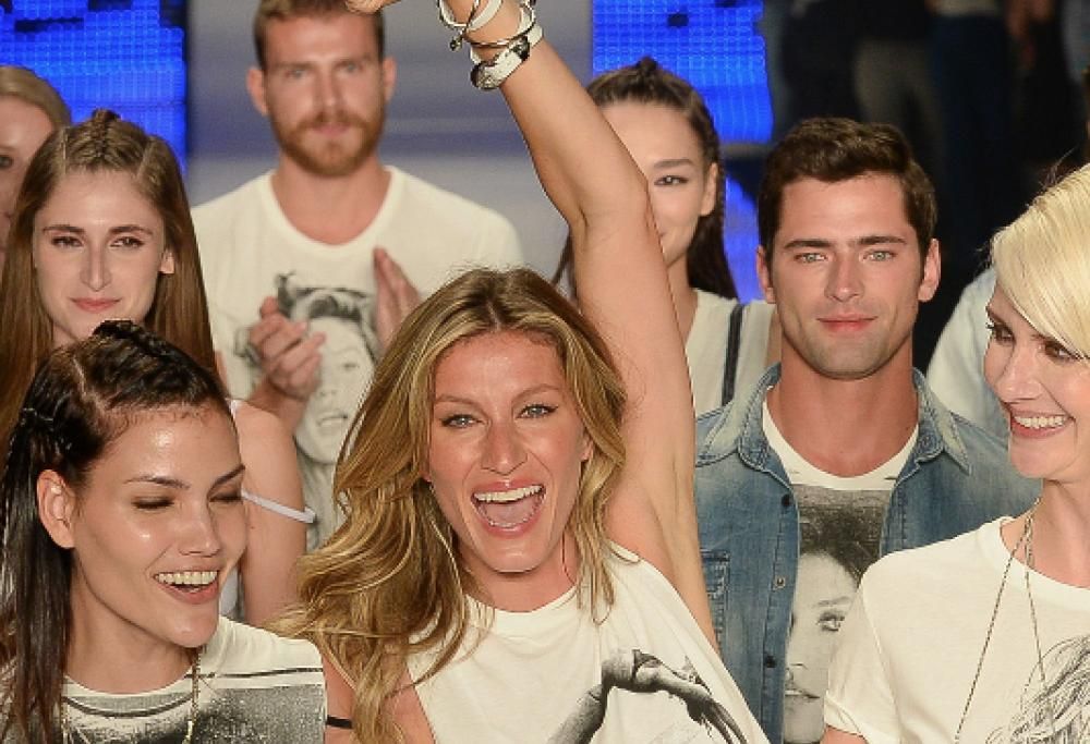 Gisele Bündchen dà l’addio alle passerelle