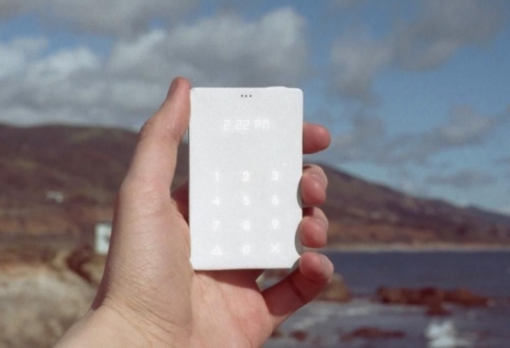 Arriva il telefonino antismartphone