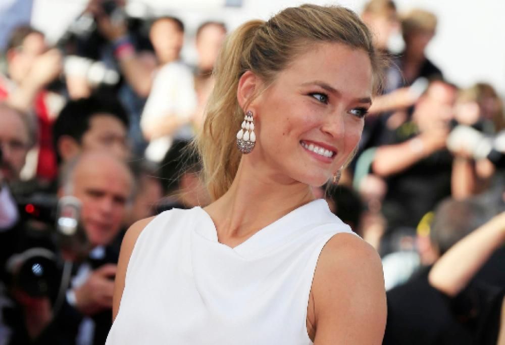 Bar Rafaeli festeggia i suoi trent’anni e si sposa