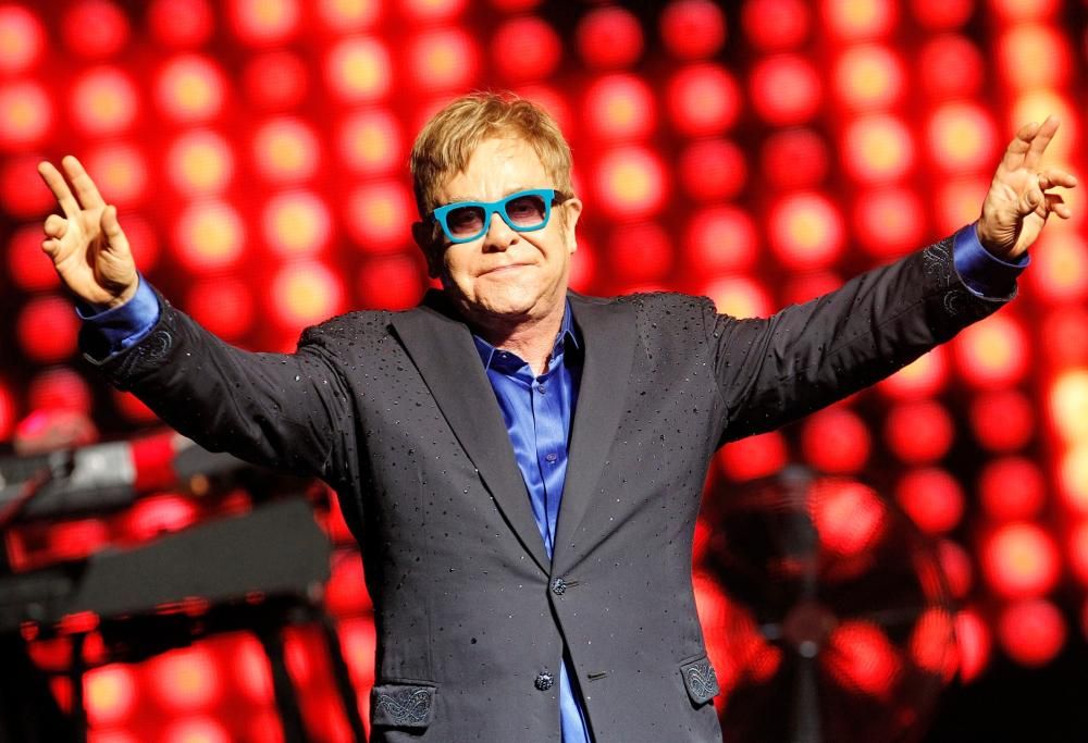 Elton John all’attacco di Janet Jackson: «Usa il playback ai suoi concerti»