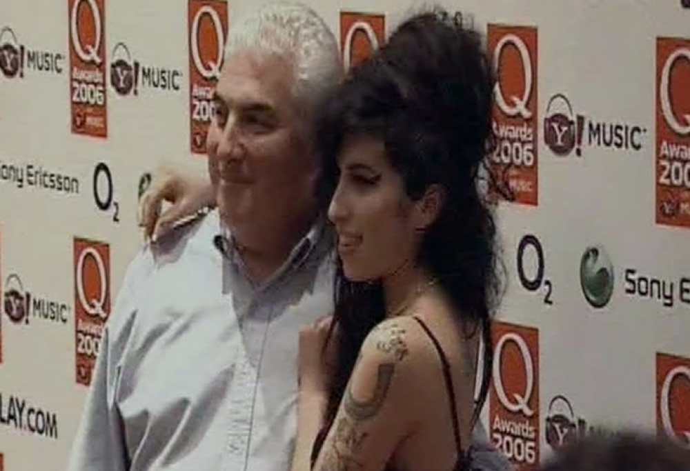 Amy Winehouse, papà Mitch ancora all’attacco del regista Kapadia