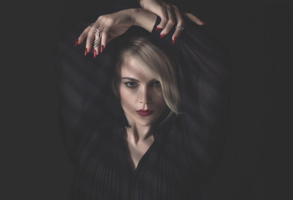 Brenna Whitaker suona live a Monte Carlo Nights il 3 maggio alle 23.00!