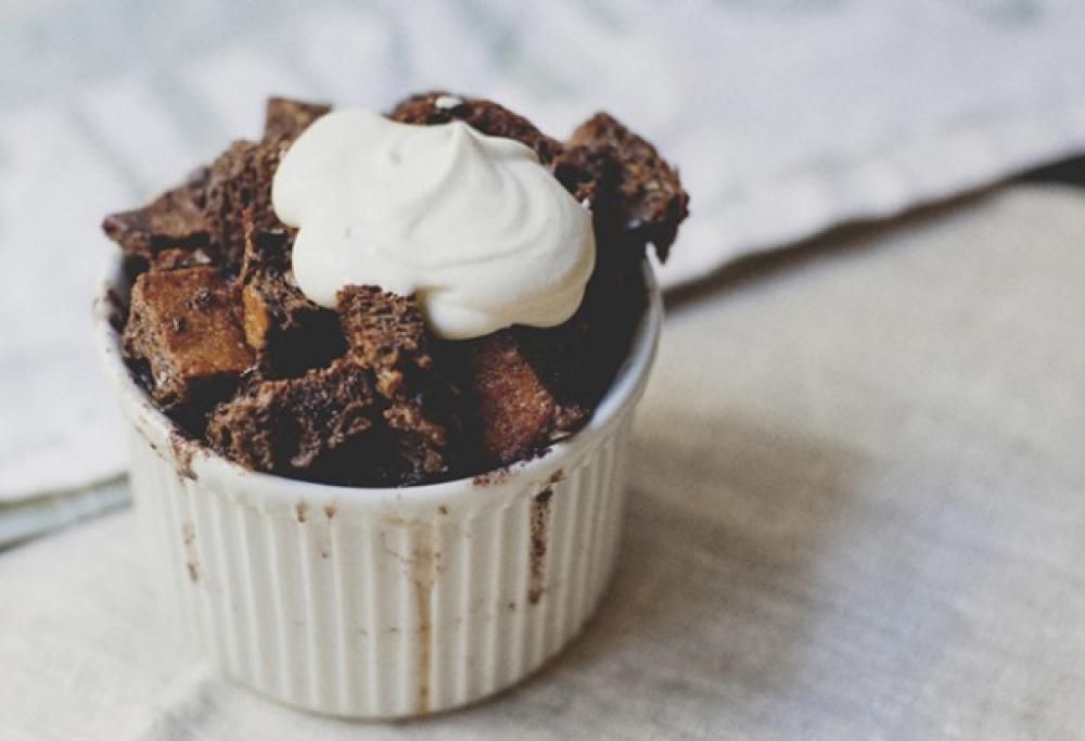 Coccolati con la torta al cioccolato pronta in due minuti