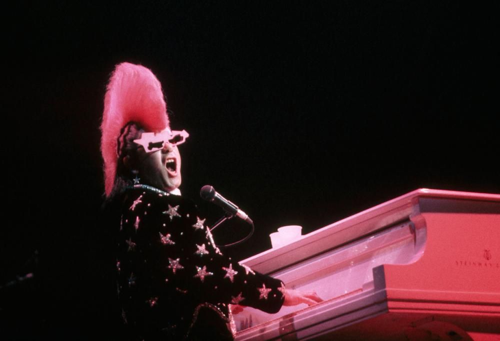 Elton John prepara il ritorno al cinema per il sequel di “Kingsman”