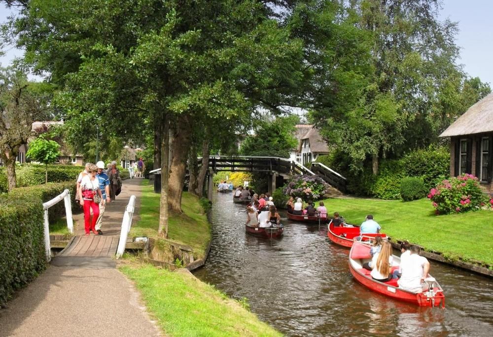 L’unico paese al mondo senza strade!