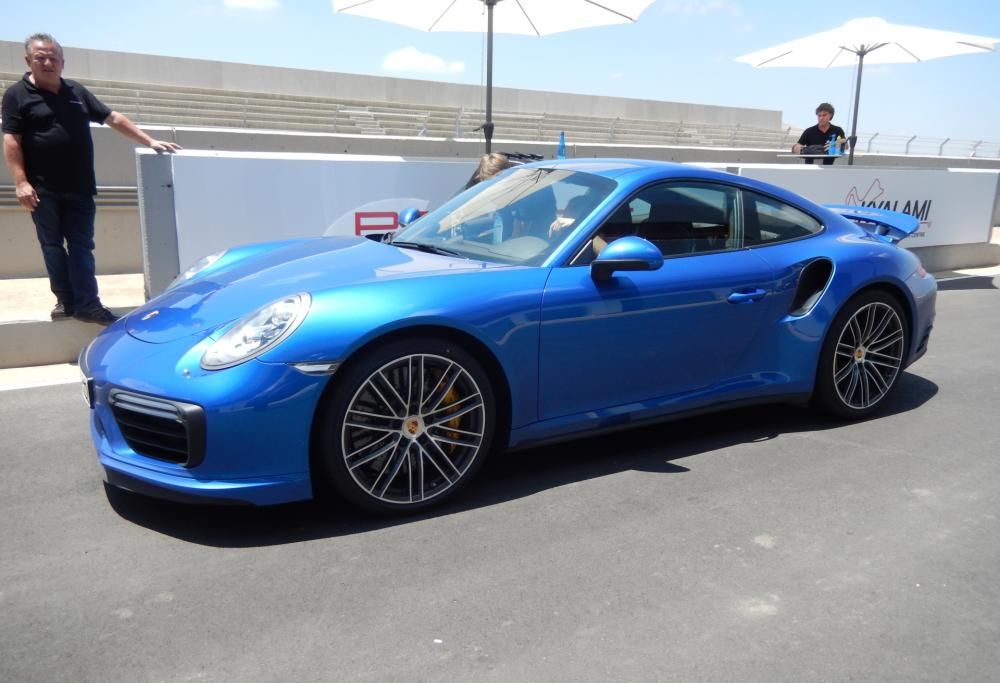 VETTURE DA SOGNO/ CICCARONE  PRESENTA LA Porsche 911 Turbo S