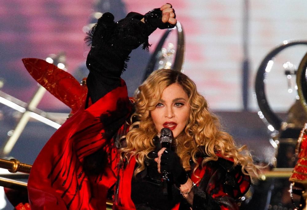 Madonna nei guai per i “falsi segnali di parcheggio”