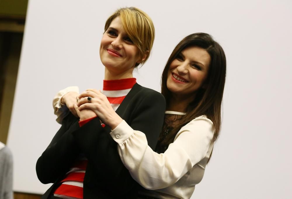Laura Pausini e Paola Cortellesi: «Siamo terrorizzate per il nostro show»