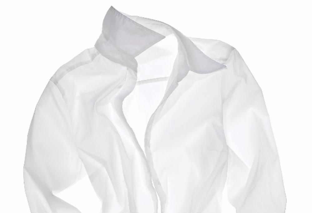 Geniale: ecco come far sparire d’incanto le macchie di caffè da una camicia bianca!