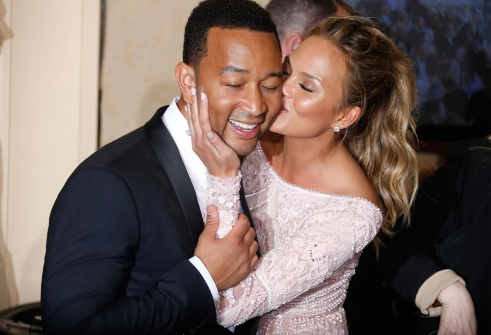 John Legend e Chrissy Teigen danno il benvenuto alla primogenita