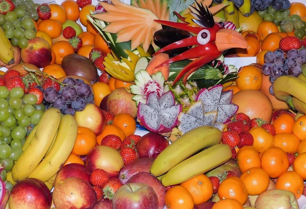 La frutta si mangia con la buccia o senza? Finalmente la risposta!