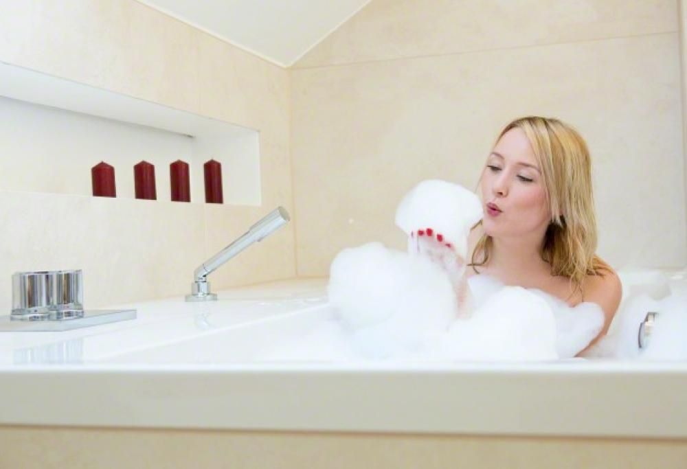 Ecco l’errore da non commettere mai pulendo la vasca da bagno!