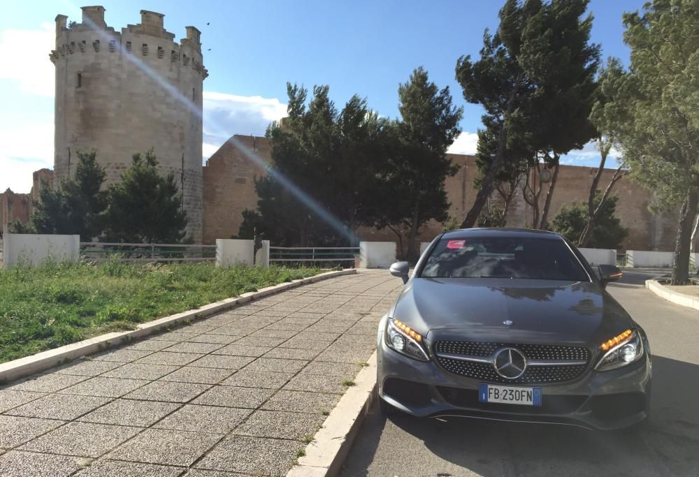 Mercedes 220 cdi Coupe; l’auto “regina di Svevia” in viaggio verso la corte del Principe di Monaco