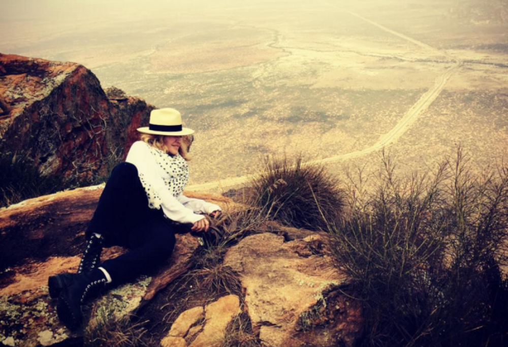 Madonna in viaggio in Africa con il figlio Rocco