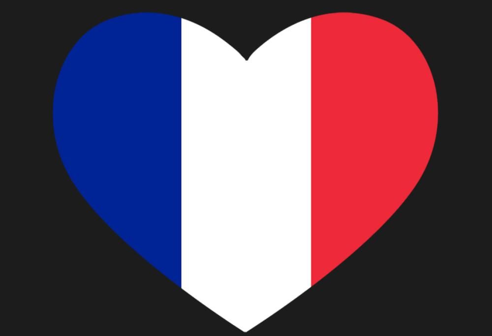 #PrayForNice. Le immagini della solidarietà sui social