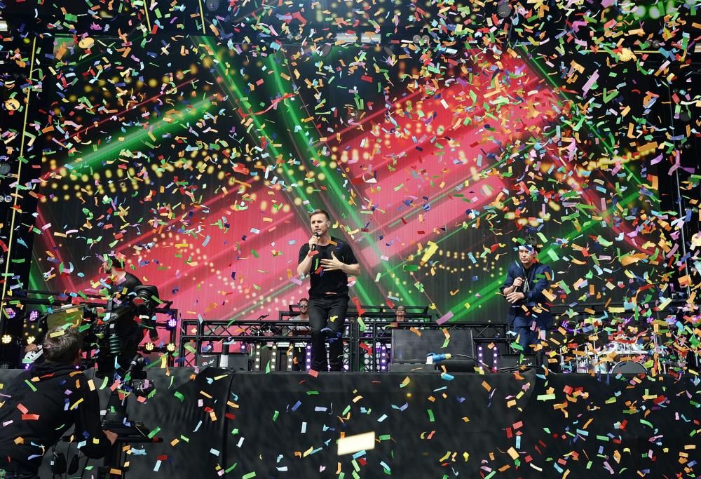 Robbie Williams torna con i Take That per la reunion del 2017