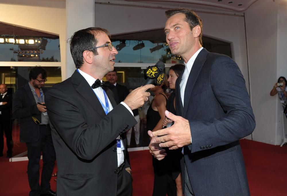 Sfilata indimenticabile per Paolo Sorrentino e Jude Law