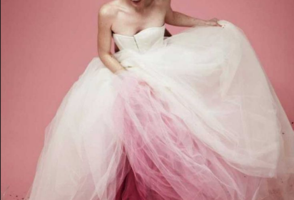 Dip Dye, abiti da sposa con un tocco di colore in più