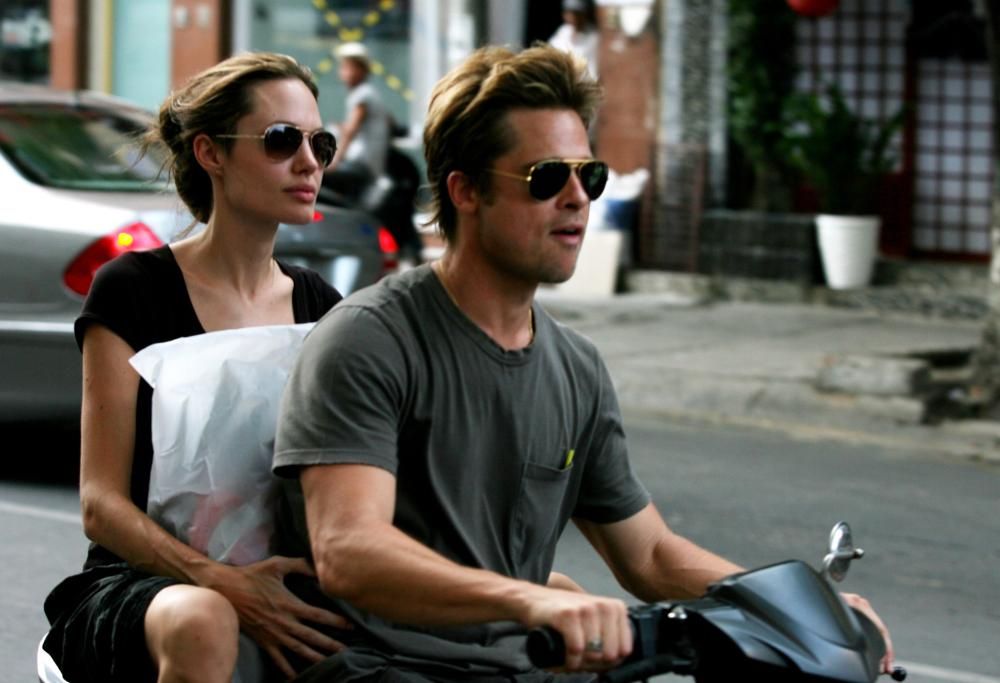 Angelina Jolie e Brad Pitt divorziano