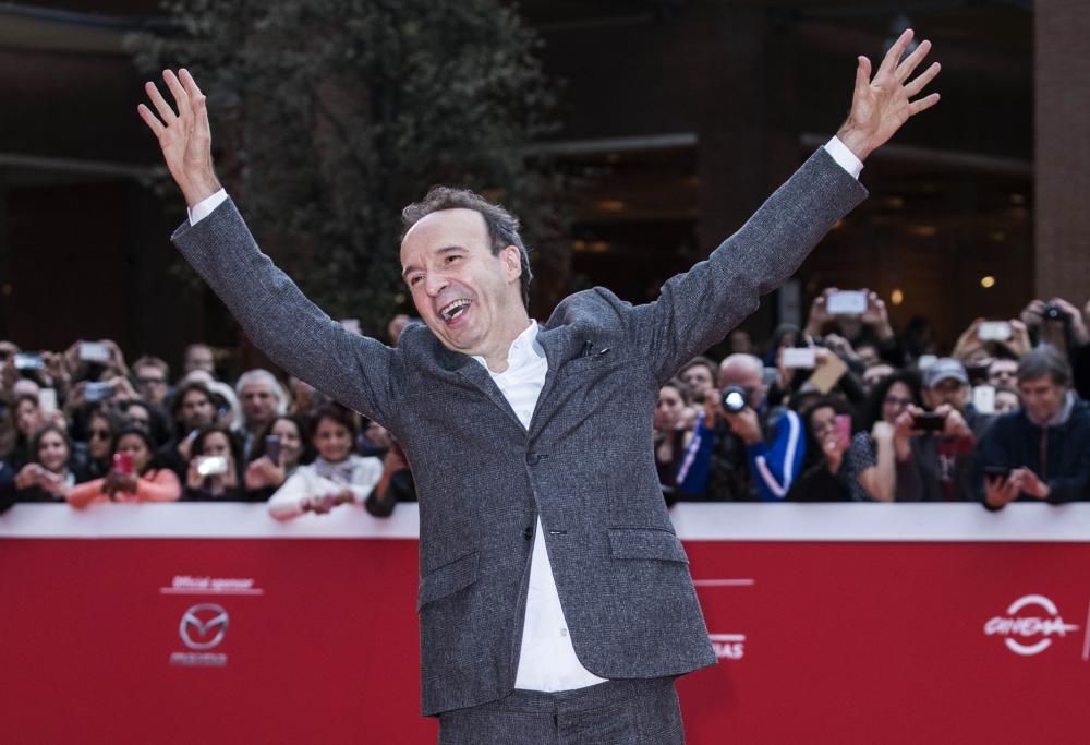 Roberto Benigni multato per aver guidato contromano