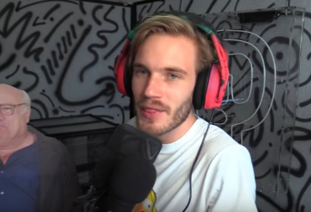 Lavorare sui social. 10 carriere online a costo zero