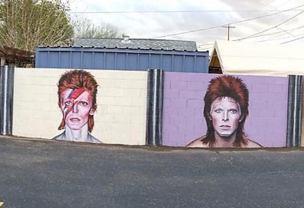L’omaggio a David Bowie: gli splendidi murales di Phoenix