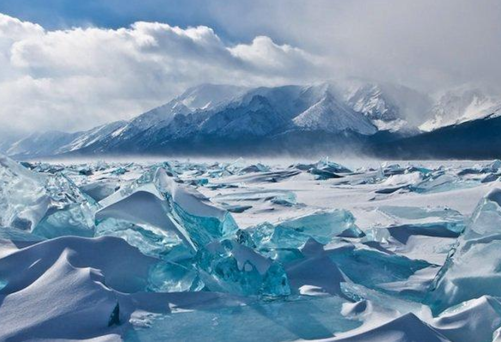 Il Lago Bajkal ghiacciato, uno spettacolo della natura