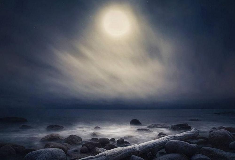 Ti piace la luna? Allora queste foto fanno al caso tuo