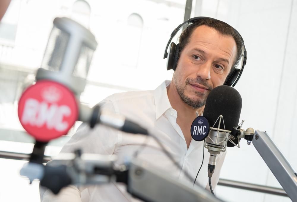 Stefano Accorsi ospite di RMC: le foto più belle