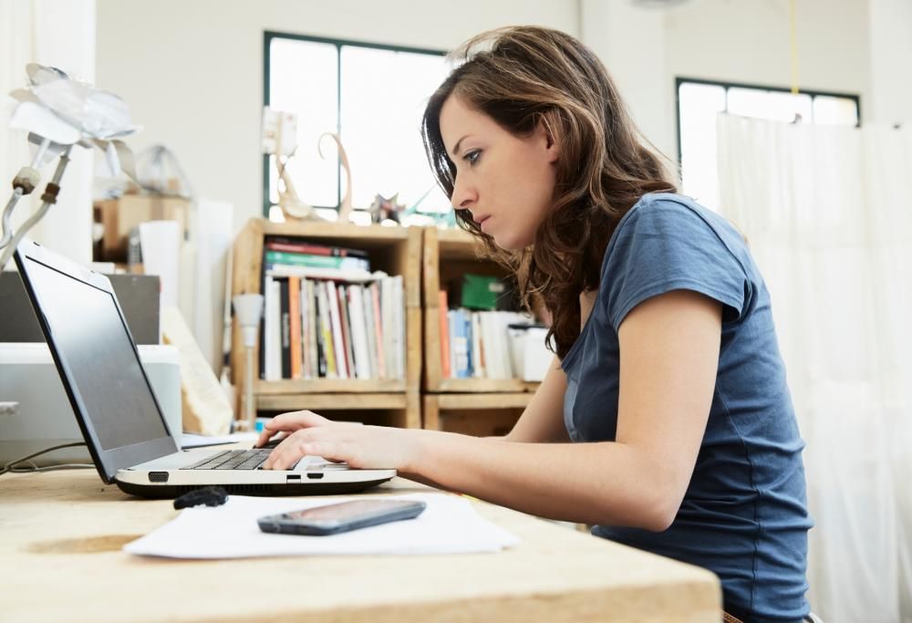 Sorpresa: in quale paese si ascolta più musica durante le ore d’ufficio? La risposta vi stupirà!