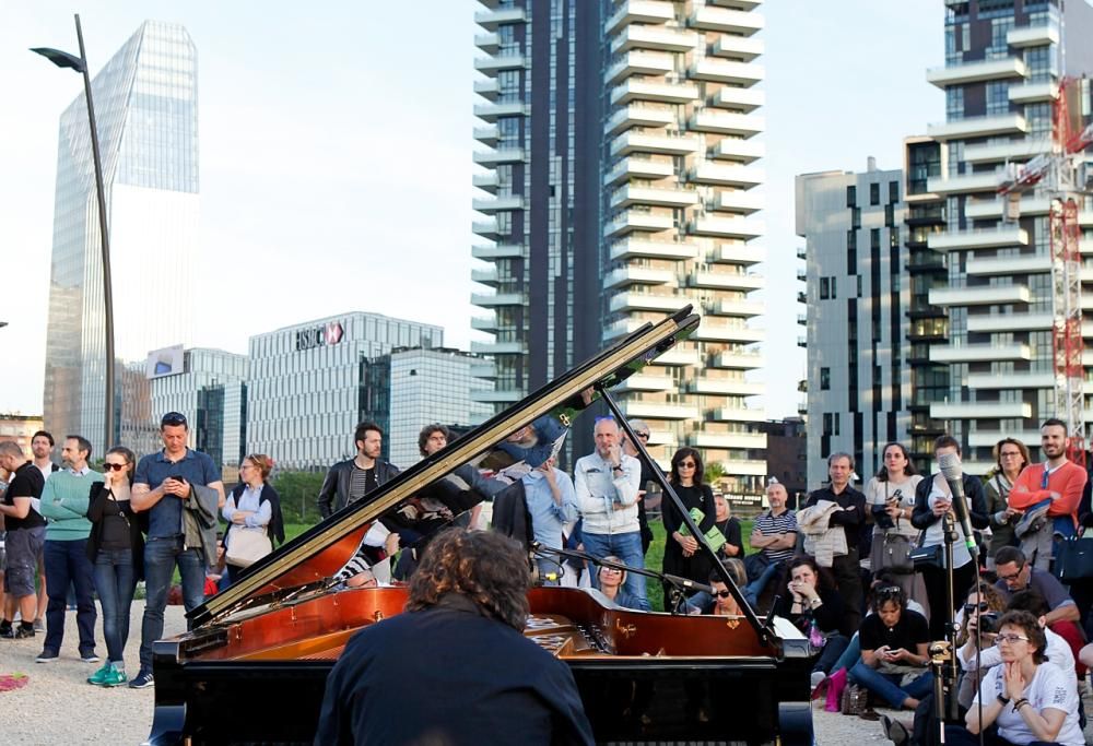 Piano City Milano.  RMC è radio ufficiale!