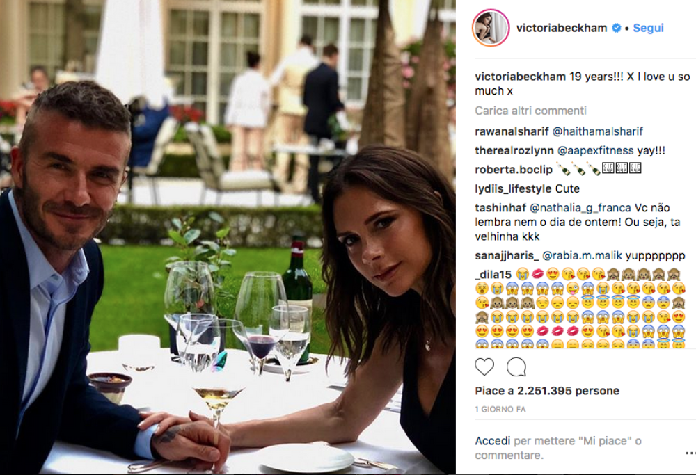 David e Victoria Beckham celebrano l’anniversario con una foto romantica. E non sono i soli…