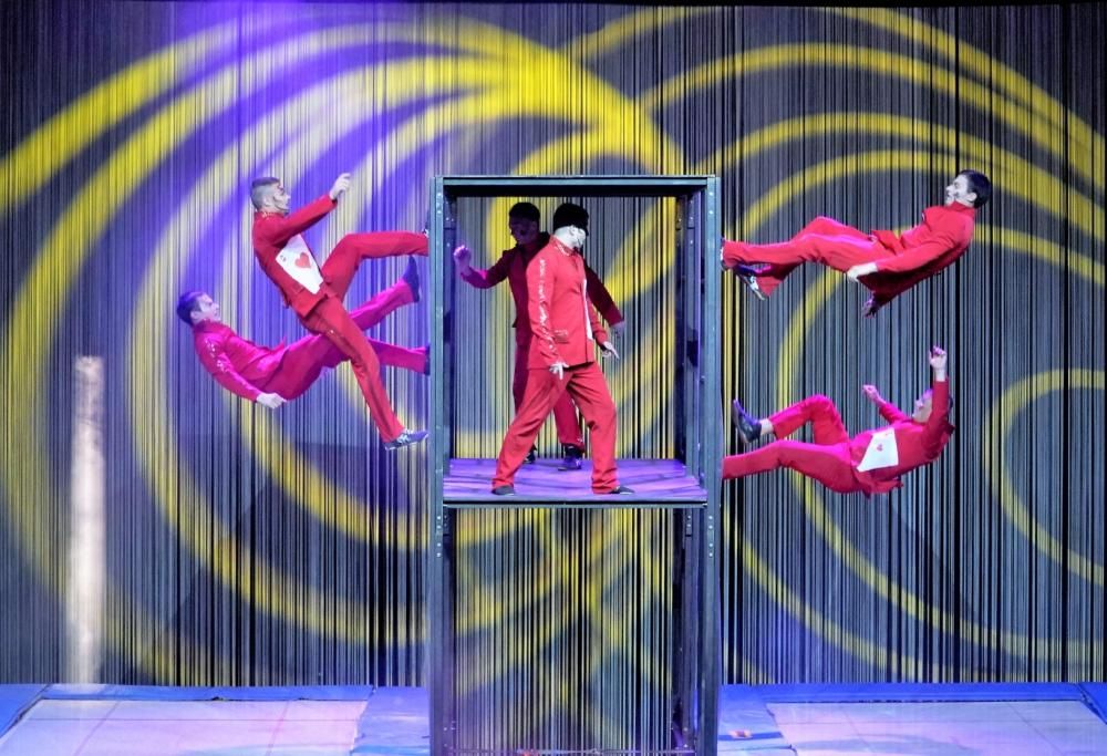 A grande richiesta torna in scena Alis, tra le meraviglie del Cirque Du Soleil e del Noveau Cirque